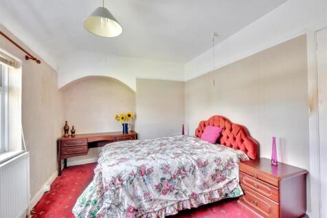 Bedroom One_1.jpeg