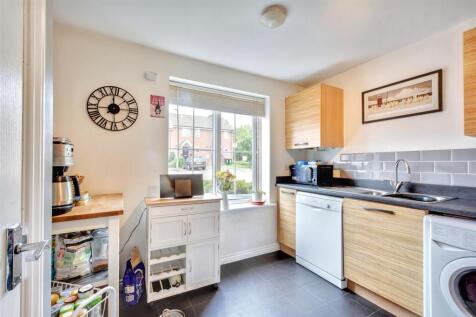 Kitchen_2.jpeg