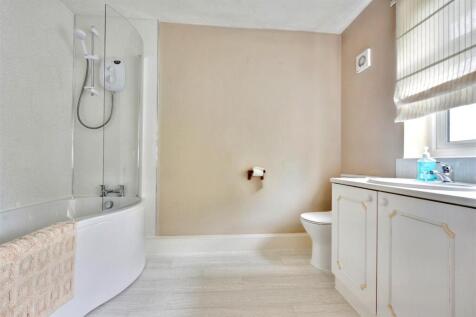 Bathroom.jpeg