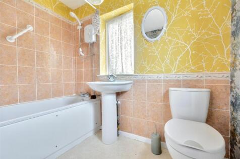 Bathroom.jpeg