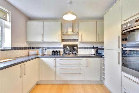 Kitchen_3.jpeg