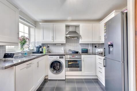 Kitchen_1.jpeg