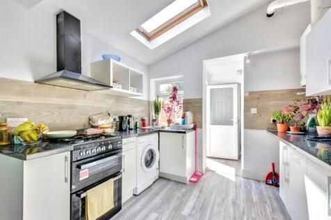 Kitchen_ (2).jpeg