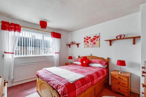 Bedroom One_1.jpeg