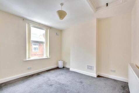 Bedroom_2.jpeg