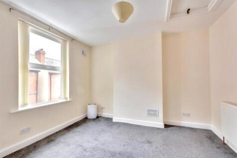Bedroom_1.jpeg