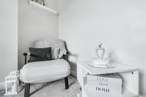 Bedroom Two_3.jpeg