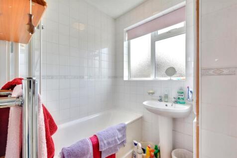 Bathroom.jpeg