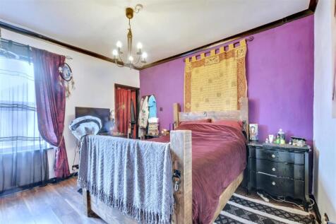 Bedroom One_1.jpeg