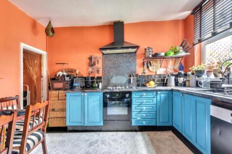 Kitchen_1.jpeg