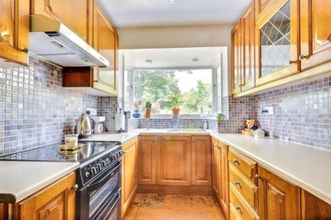 Kitchen_1.jpeg