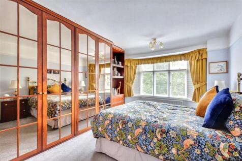 Bedroom One_1.jpeg