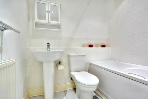 Bathroom.jpeg