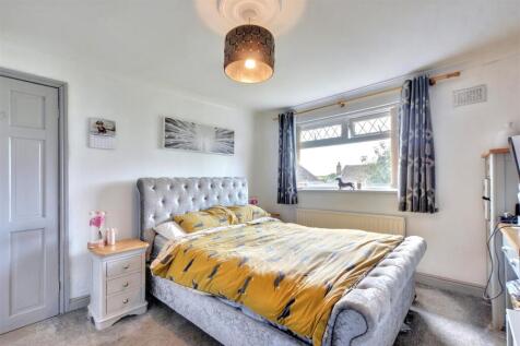 Bedroom One_1.jpeg