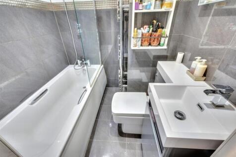 Bathroom (1).jpeg
