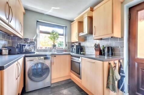 Kitchen_2.jpeg