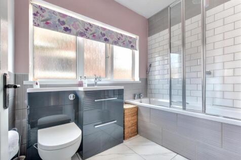 Bathroom.jpeg