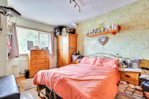 Bedroom One.jpeg