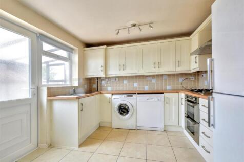 Kitchen_1.jpeg