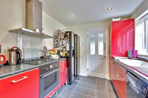 Kitchen_2.jpeg