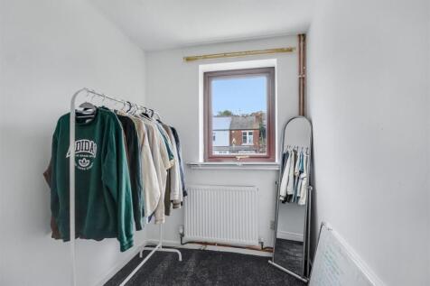 Bedroom 3_1.jpeg