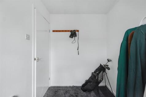 Bedroom 3_2.jpeg