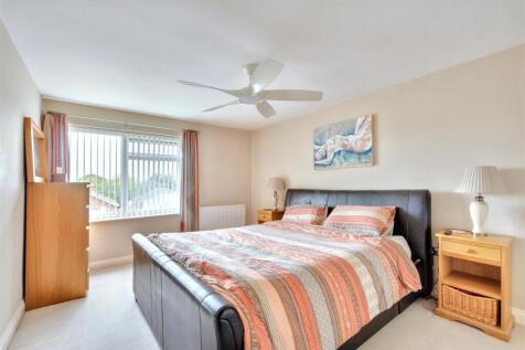 Bedroom One_1.jpeg