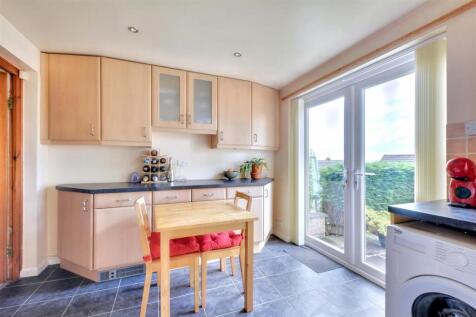 Kitchen (4).jpeg