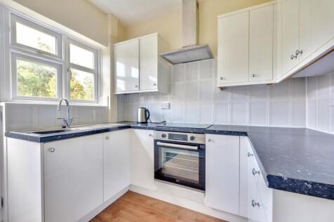 Kitchen_1.jpeg