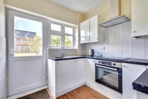 Kitchen_2.jpeg