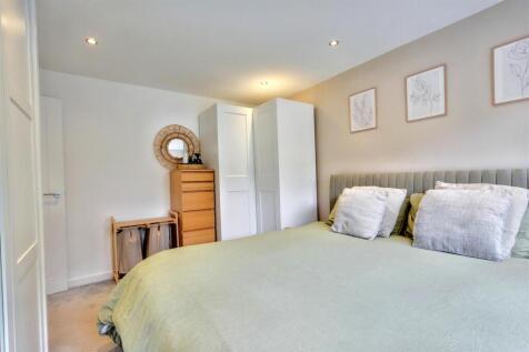 Bedroom One_4.jpeg