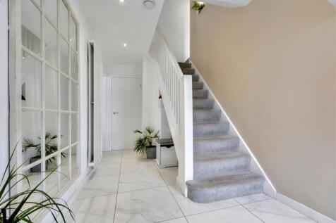 Entrance Hall_2.jpeg