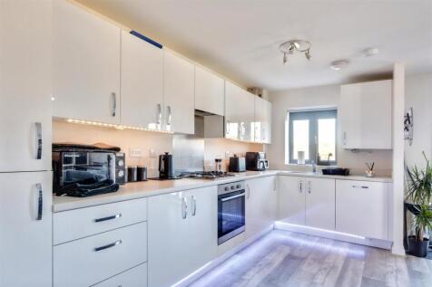 Lounge Kitchen_10.jpeg