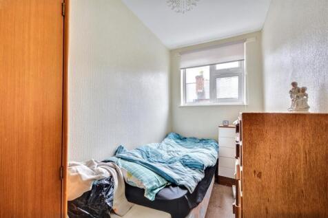 Bedroom Two_1.jpeg