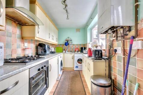Kitchen_1.jpeg