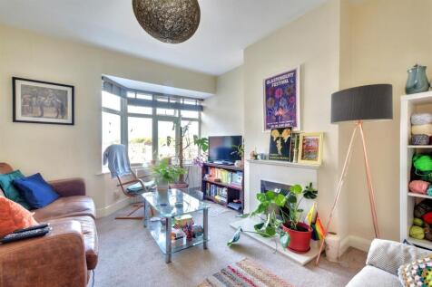 Lounge (1).jpeg