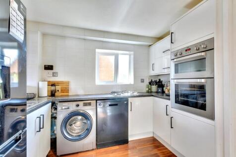 Kitchen_4.jpeg