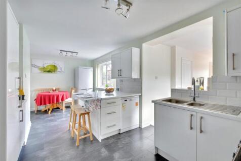 Kitchen.jpeg
