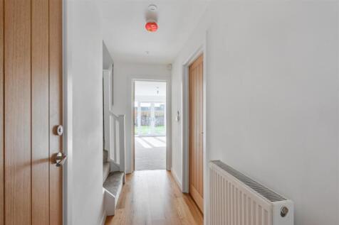 Entrance Hall_2.jpeg