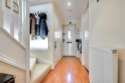 Entrance Hall_2.jpeg