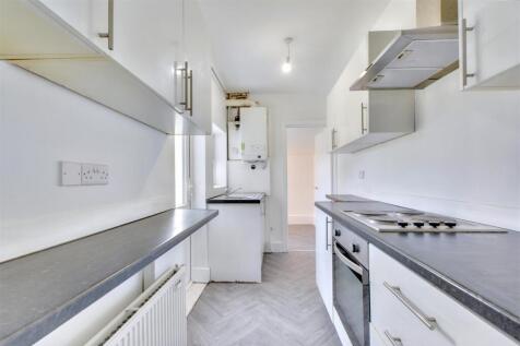 Kitchen_1.jpeg