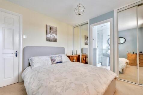 Bedroom One_3.jpeg