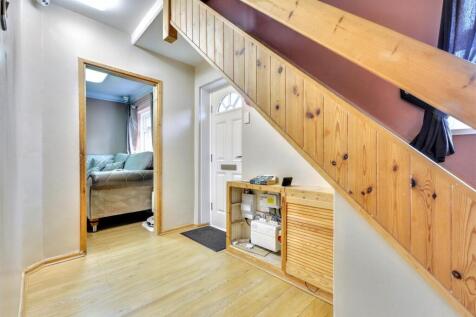 Entrance Hall_2.jpeg