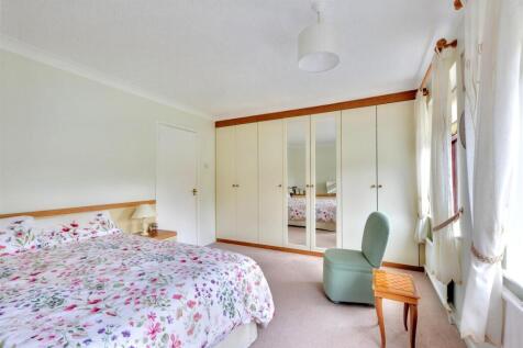 Bedroom One (1).jpeg