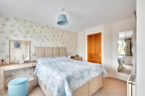 Bedroom One (3).jpeg