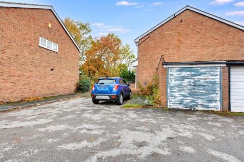 Parking And Garage_1.jpeg