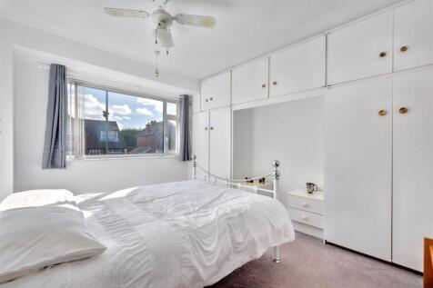 Bedroom One (1).jpeg