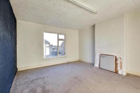 Upstairs Louge_1.jpeg