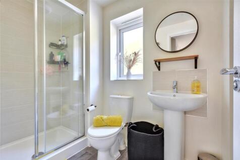 Ensuite.jpeg