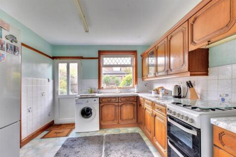 Kitchen_1.jpeg